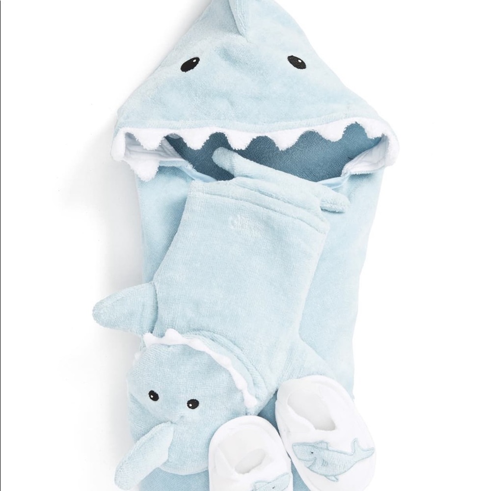 BABY ASPEN Let the Fin Begin Hooded Terry Robe, Ba - Picture 2 of 7